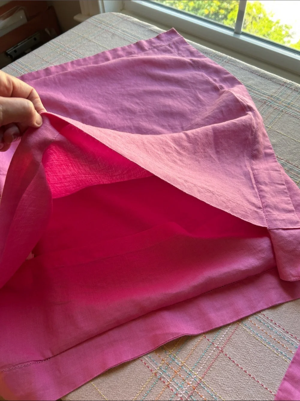 Set of 2 Pottery Barn Linen Euro Shams Pink Classic Hemstitch Border 26x26